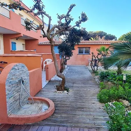 A 20 M² Jardin Et Parking Prive Apartment